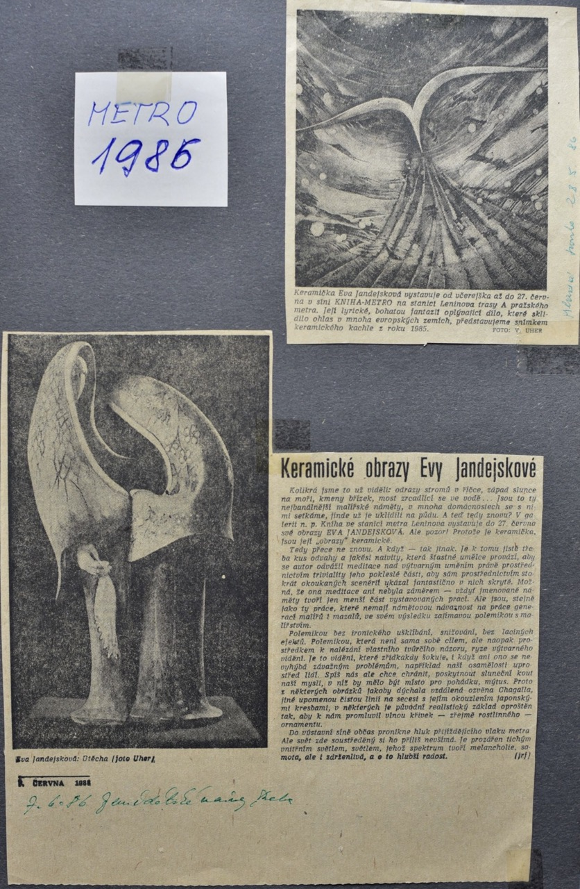 1986 Výstavní síň Kniha - metro Leninova — obrázek 1